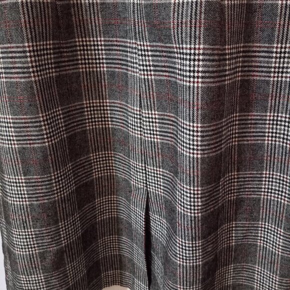 Wool-blend women's dress, size 8-10, made in Europe - Picture 5 of 9